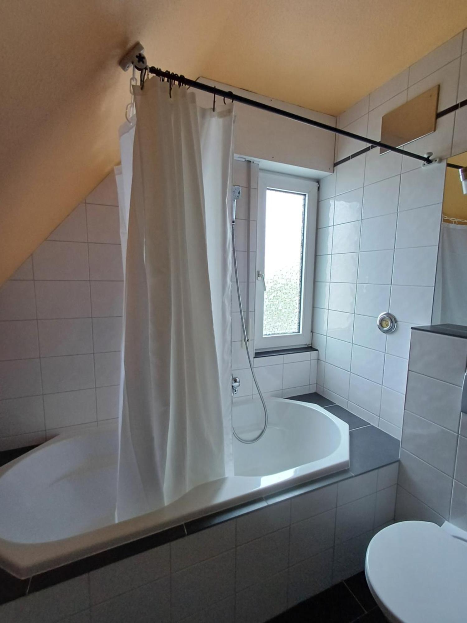 B&B Koeln Zuendorf Bagian luar foto